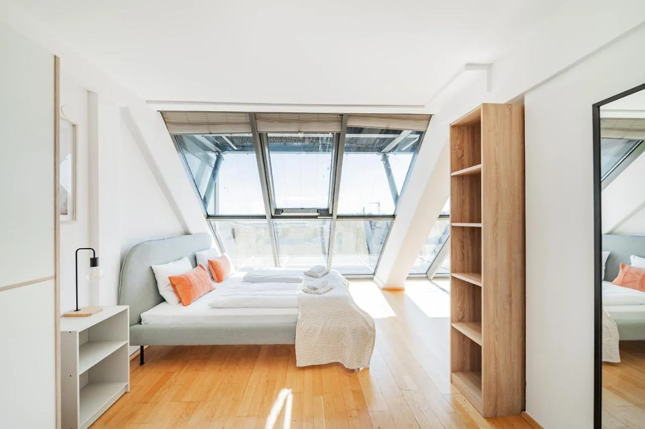 Apartments Next To Schoenbrunn - Free Parking !!! Vienna