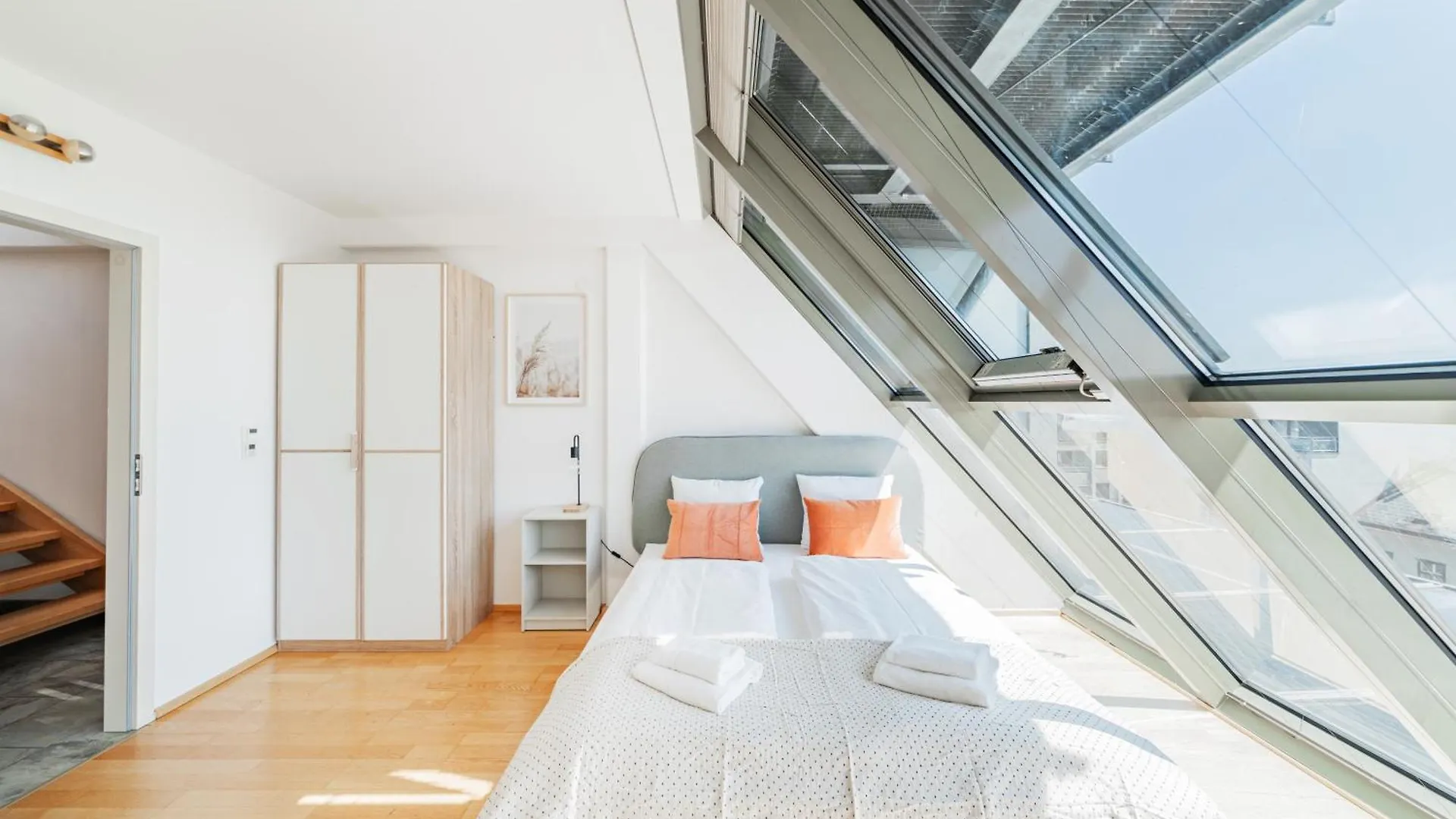 Apartments Next To Schoenbrunn - Free Parking !!! Vienna