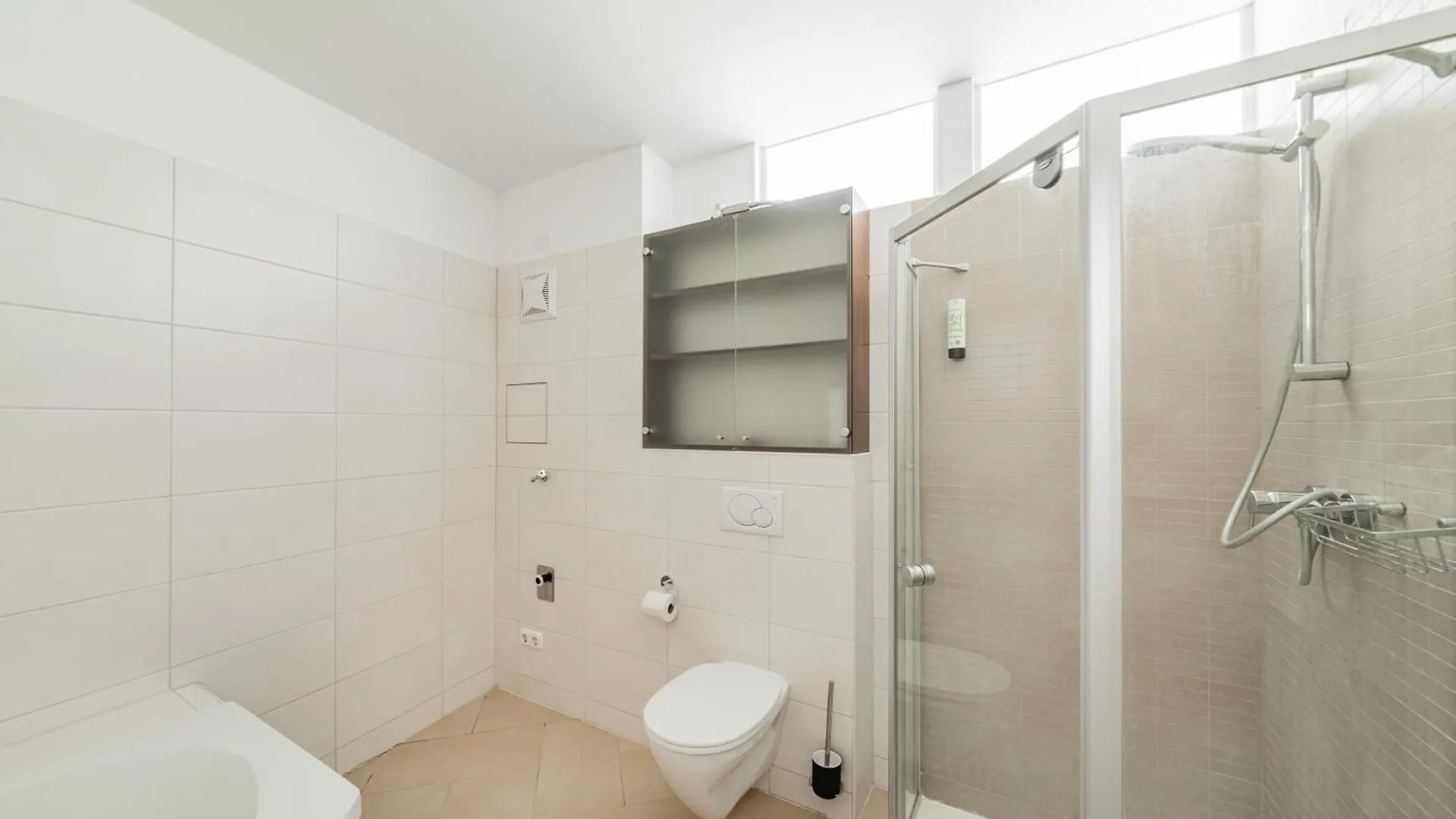 Apartments Next To Schoenbrunn - Free Parking !!! Vienna Austria