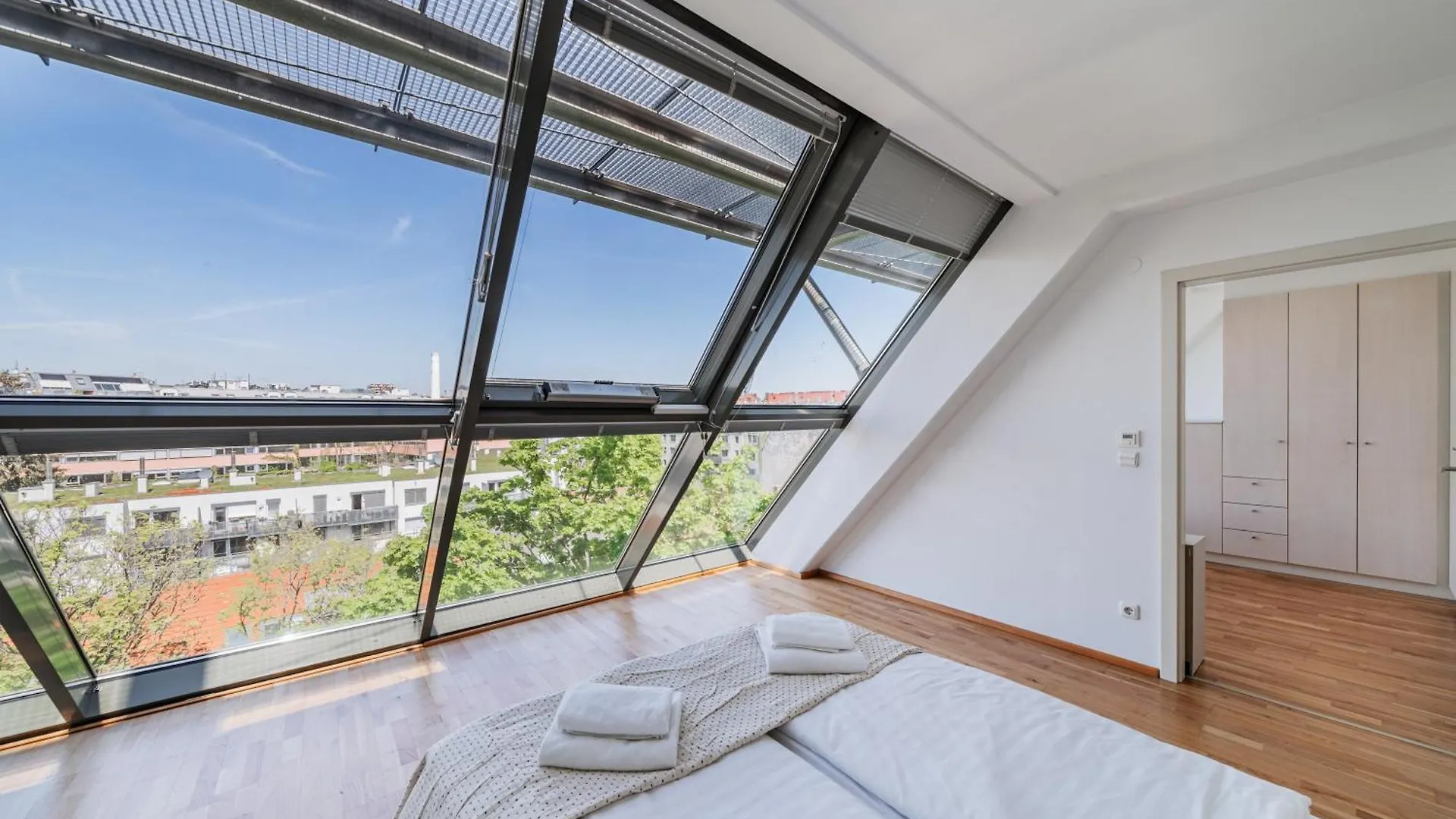 Apartments Next To Schoenbrunn - Free Parking !!! Vienna