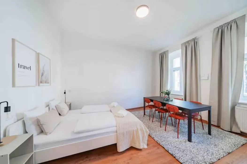 Apartments Next To Schoenbrunn - Free Parking !!! Vienna Austria