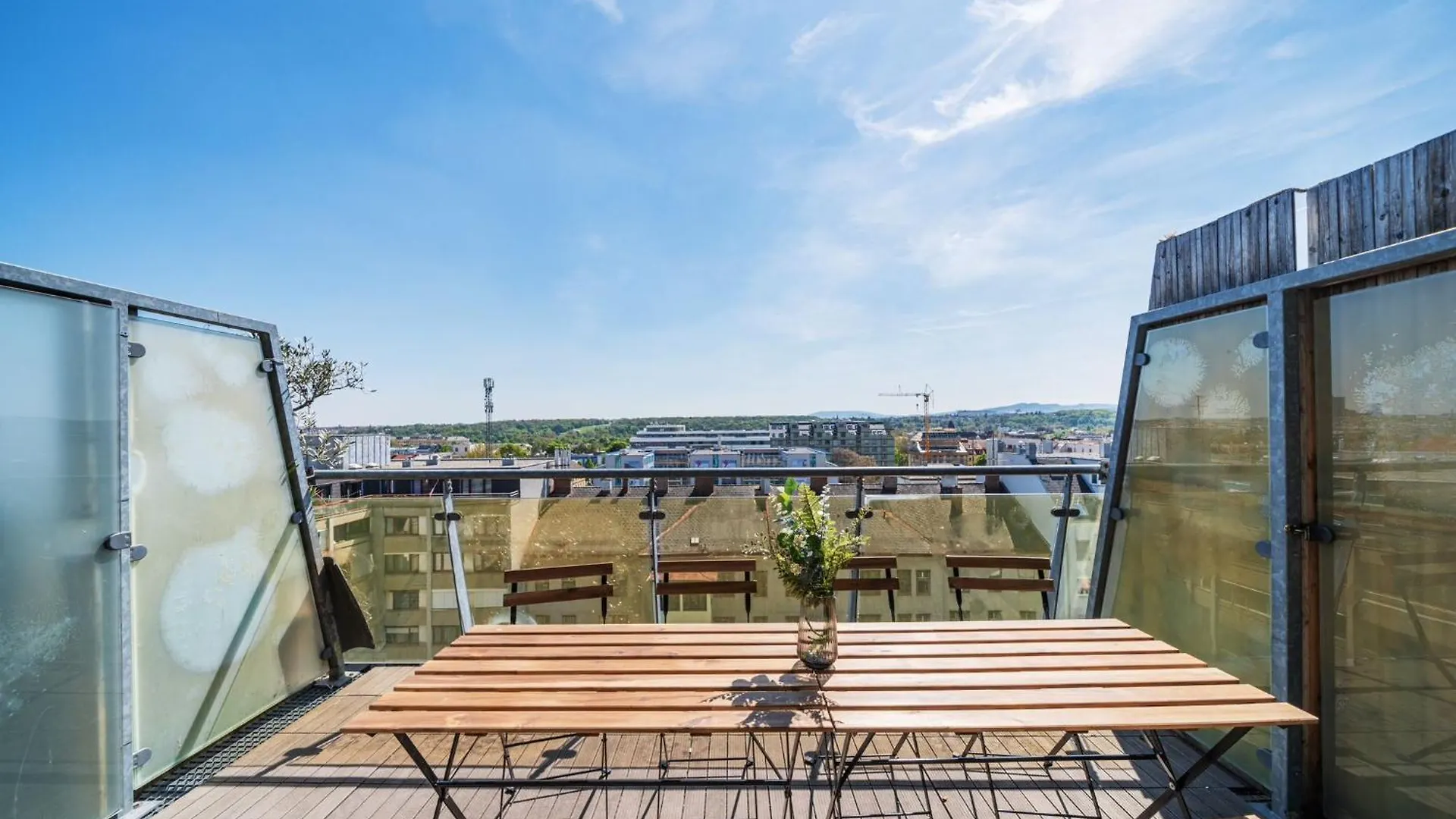 Apartments Next To Schoenbrunn - Free Parking !!! Vienna